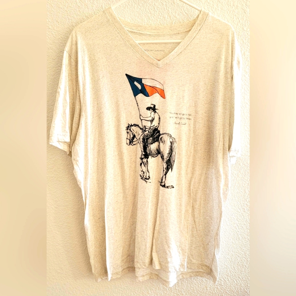 Vintage V-Neck David "Davy" Crockett Texas Short Sleeve T-Shirt